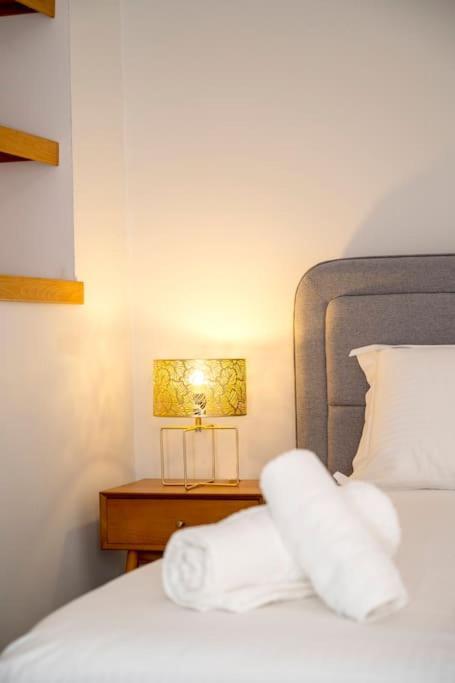 Homeresidence 1 Ermoupoli Ngoại thất bức ảnh