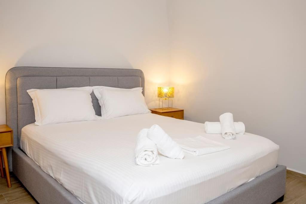 Homeresidence 1 Ermoupoli Ngoại thất bức ảnh