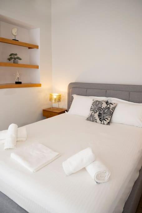 Homeresidence 1 Ermoupoli Ngoại thất bức ảnh